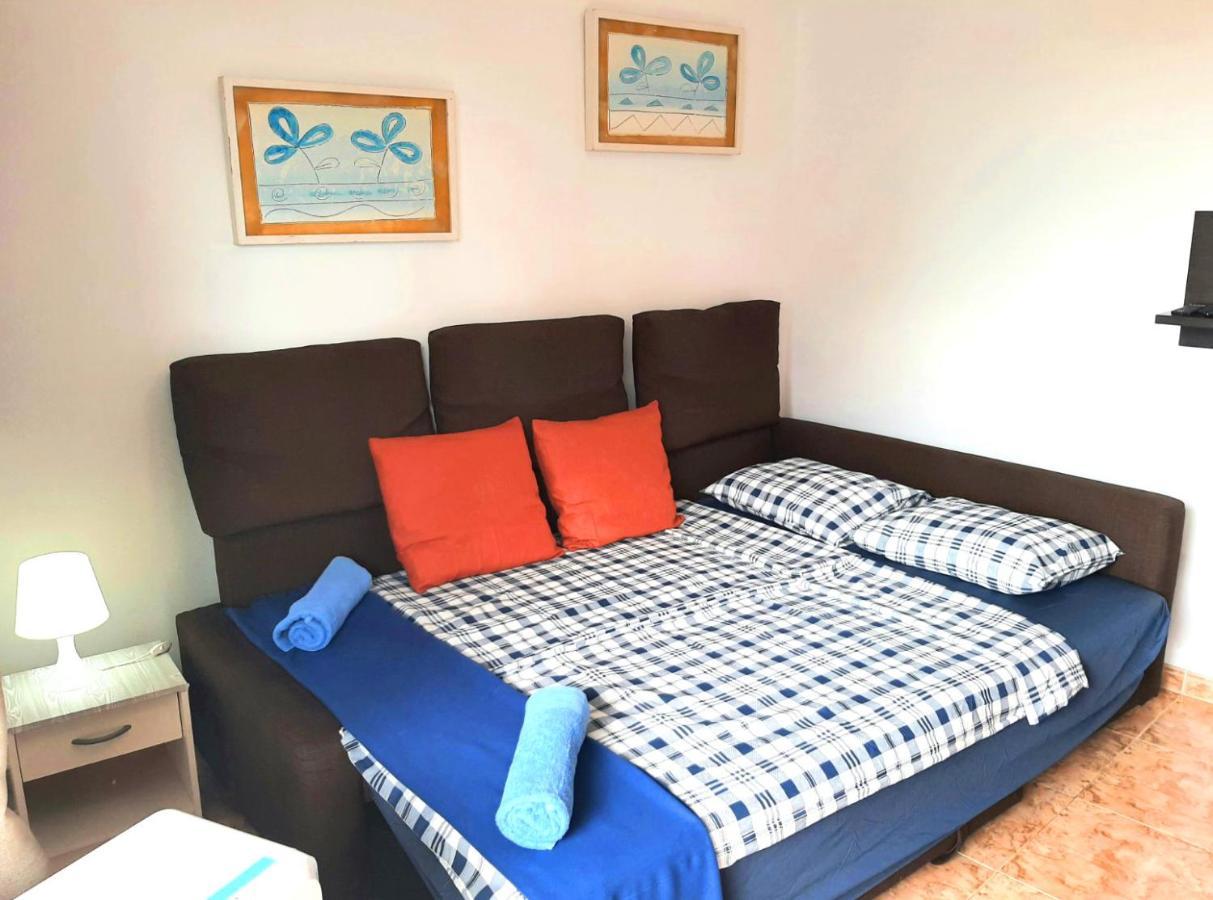 Perfectly Located Apartment With Pool Playa de las Américas Exterior foto